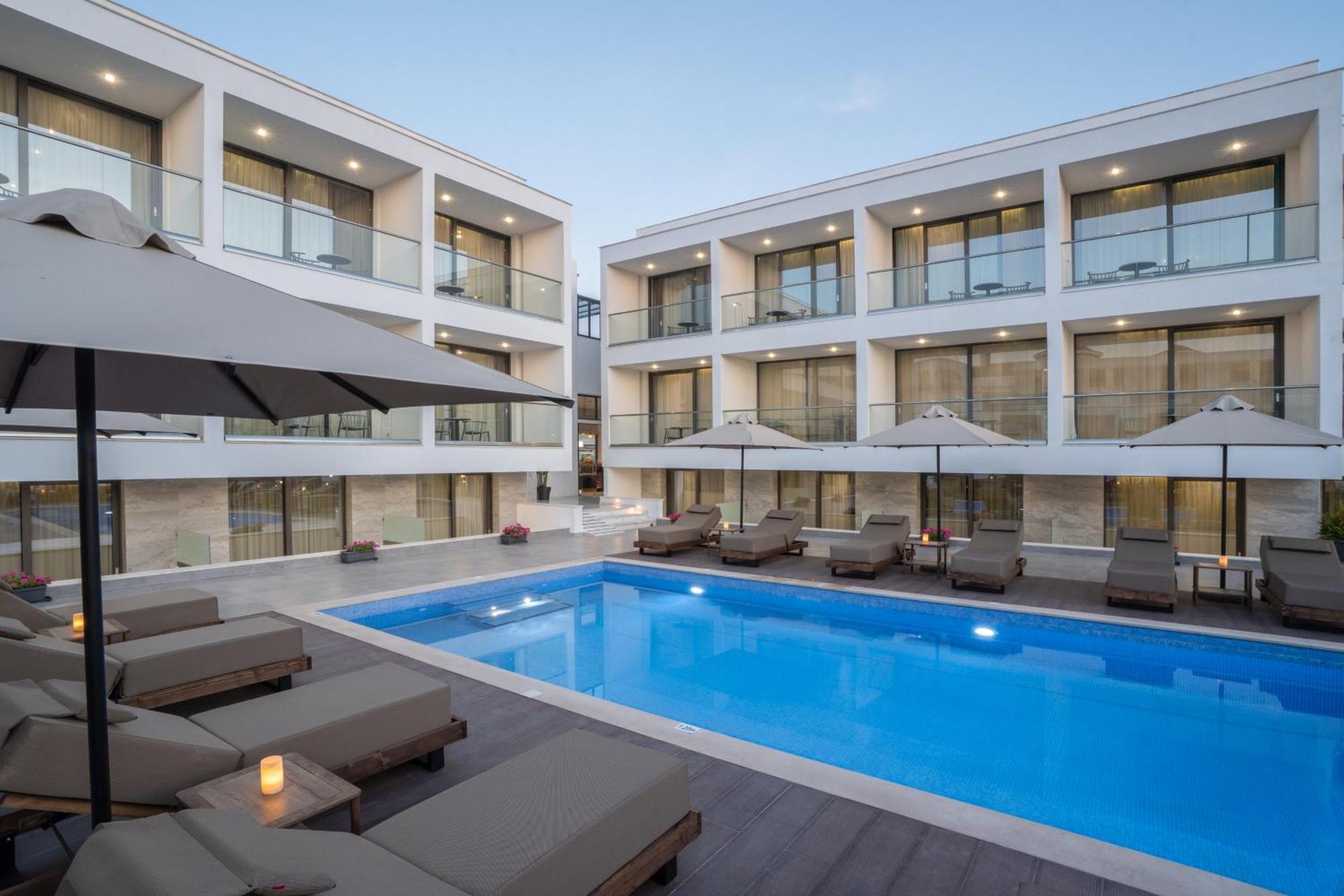 Hotel Ellin *